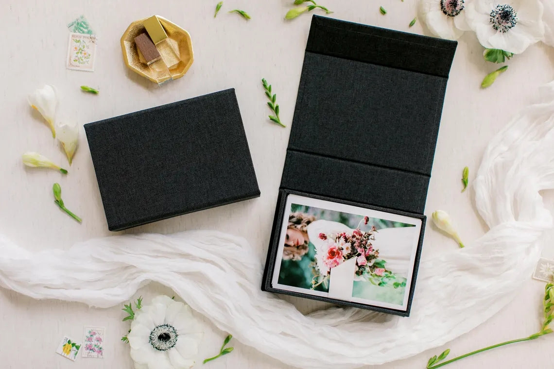 Black | Layflat